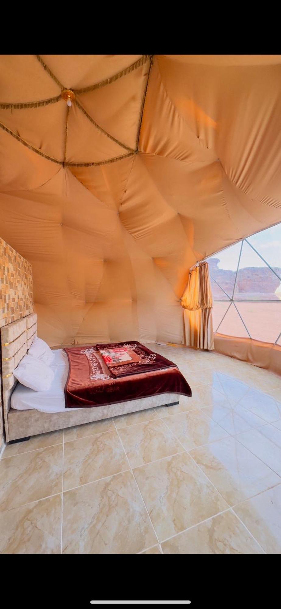 Wadi Rum Bubble Camp & Tour ภายนอก รูปภาพ