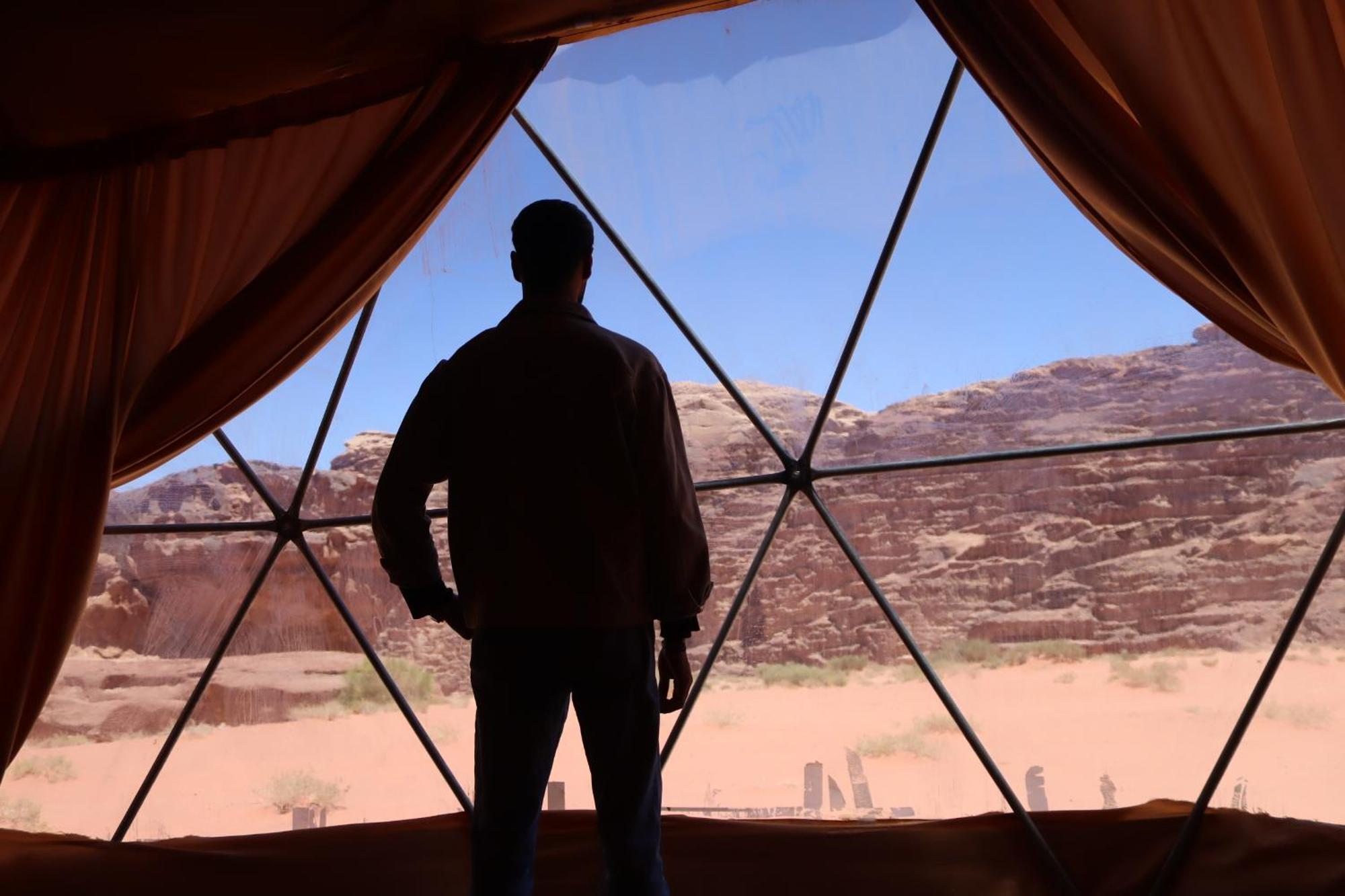 Wadi Rum Bubble Camp & Tour ภายนอก รูปภาพ