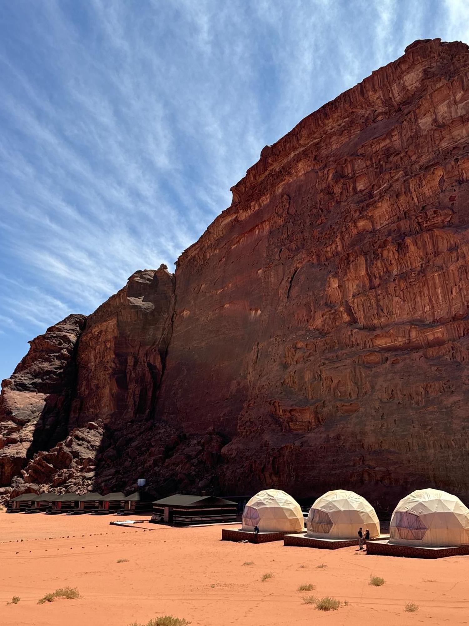 Wadi Rum Bubble Camp & Tour ภายนอก รูปภาพ